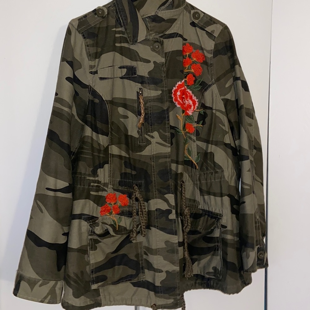 Torrid Army and floral print Jacket Size1